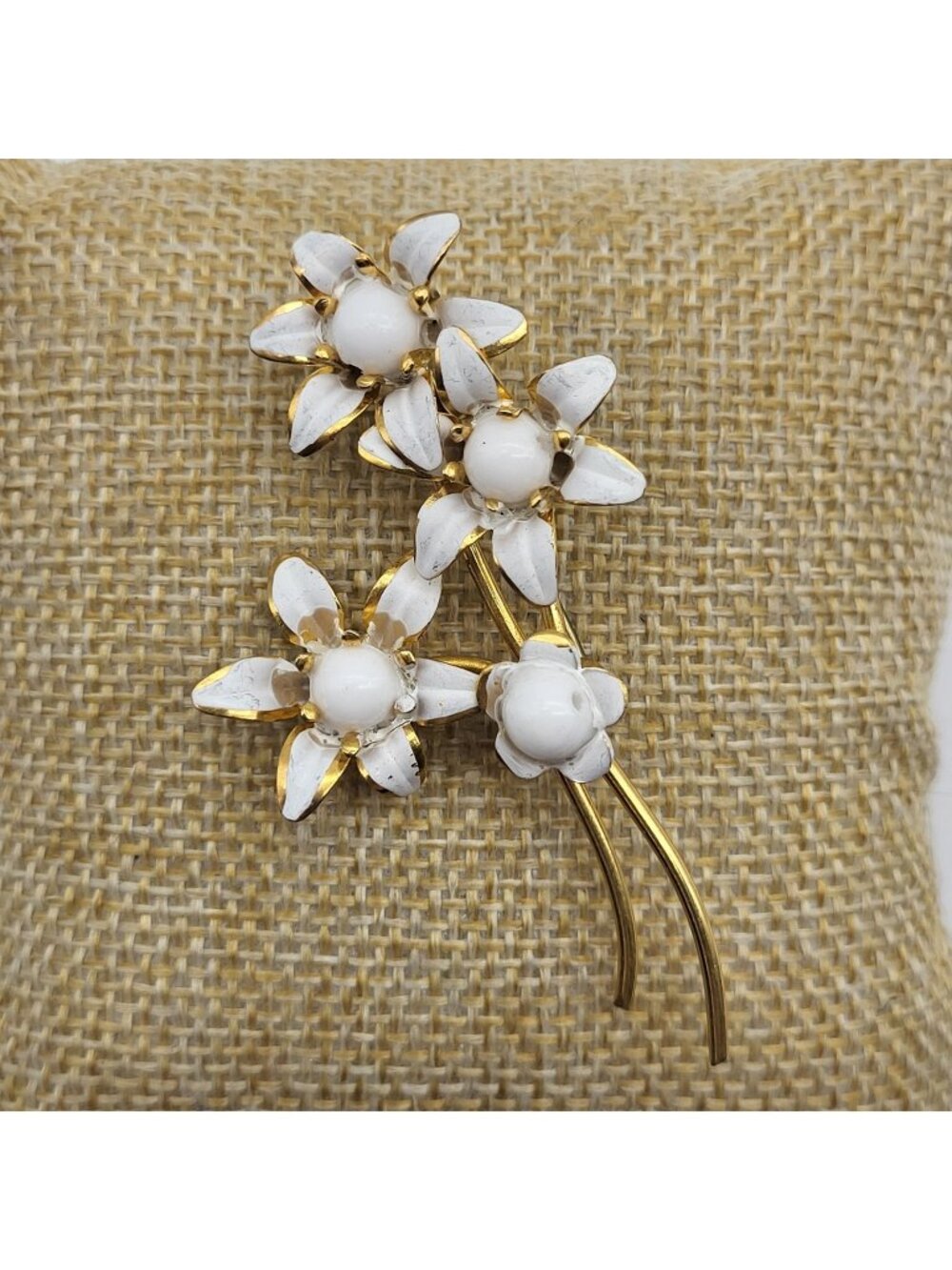 Vintage Austria Signed white flower brooch pin corsage bouquet